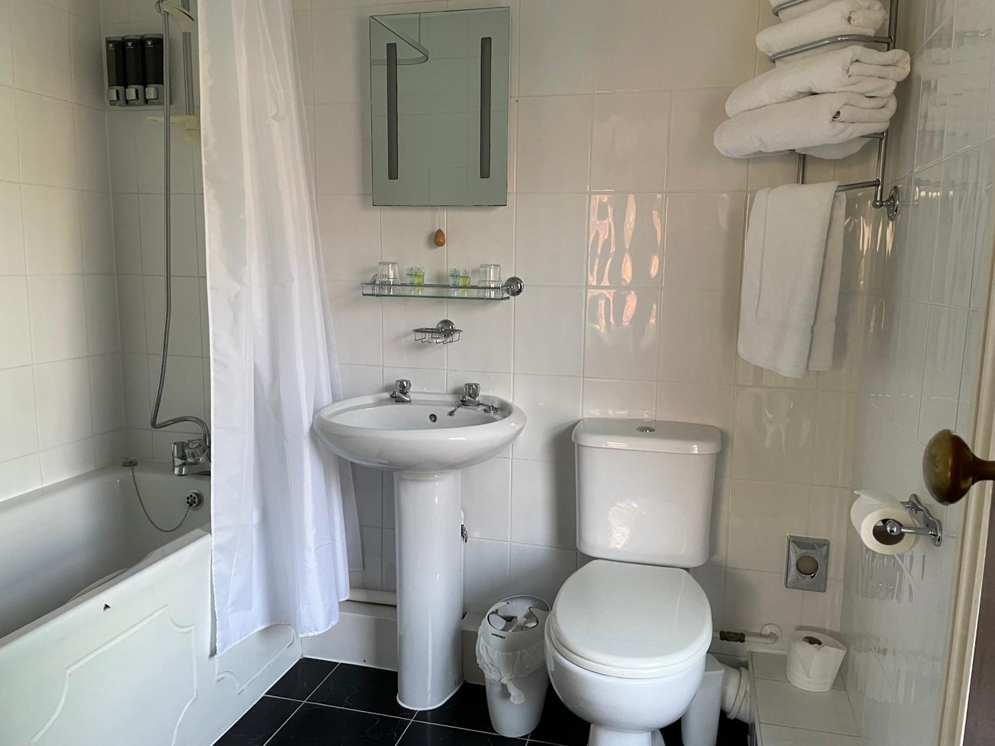Keats Green Hotel Шанклин Екстериор снимка