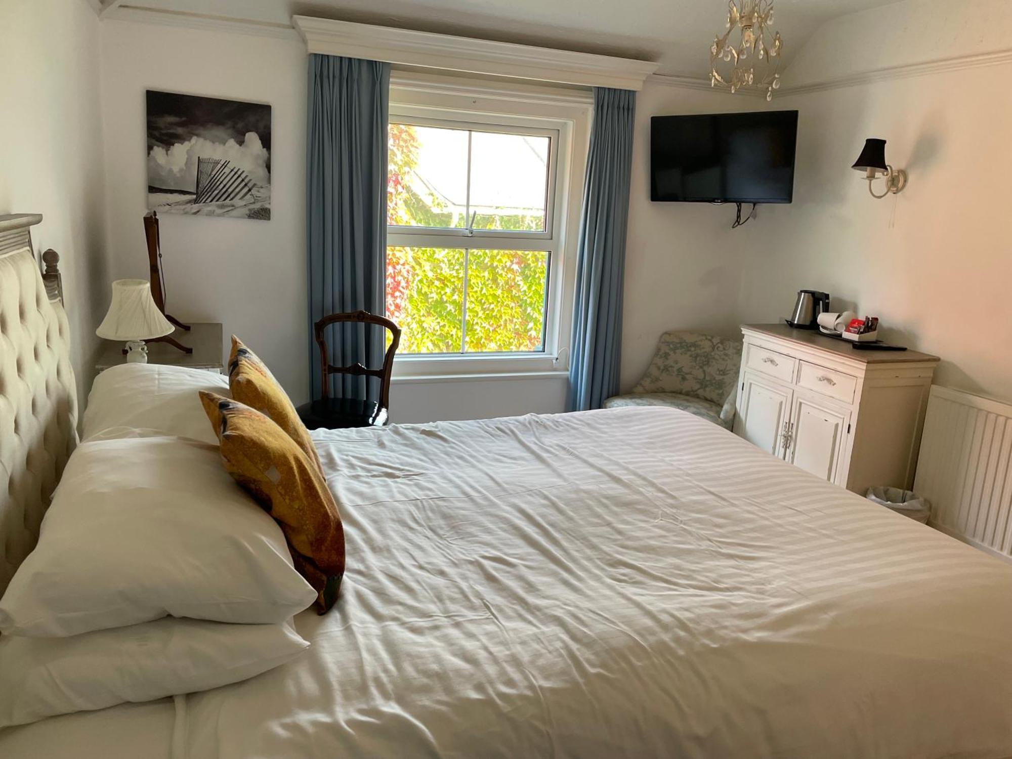 Keats Green Hotel Шанклин Екстериор снимка