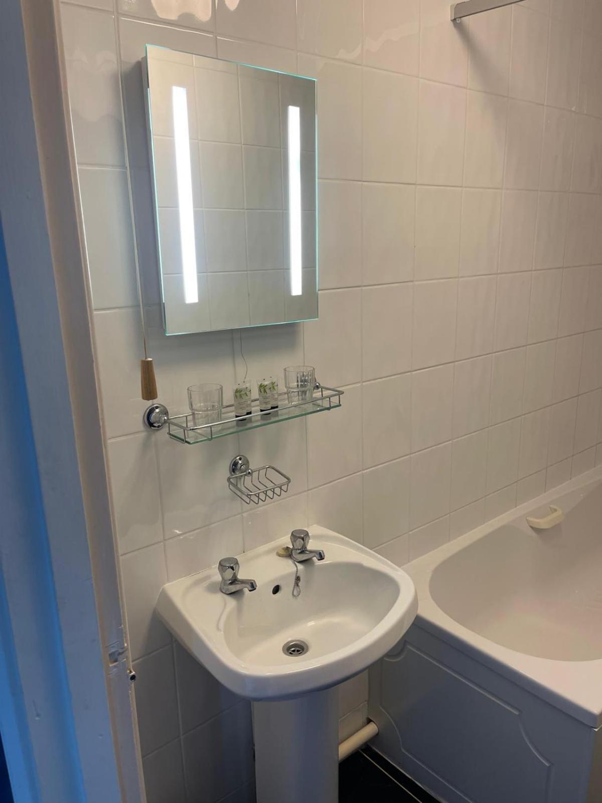 Keats Green Hotel Шанклин Екстериор снимка